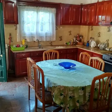 Traditional House Garounas